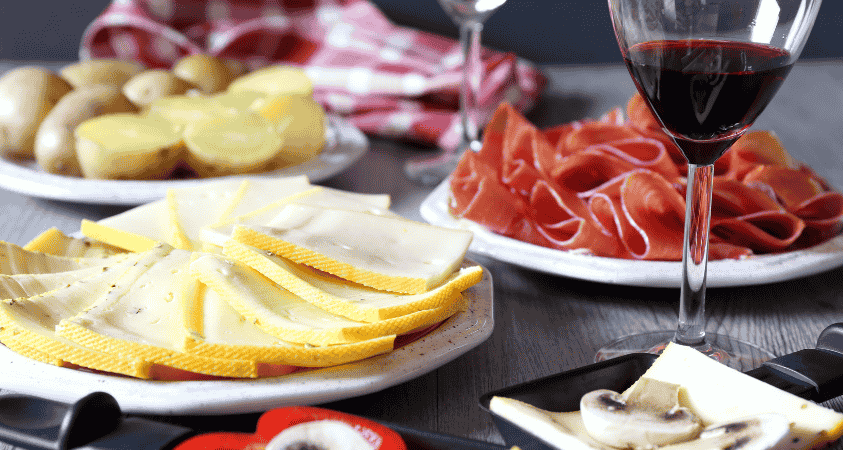 Welcher Wein zu Raclette? Die besten Sorten für gemütliche Abende