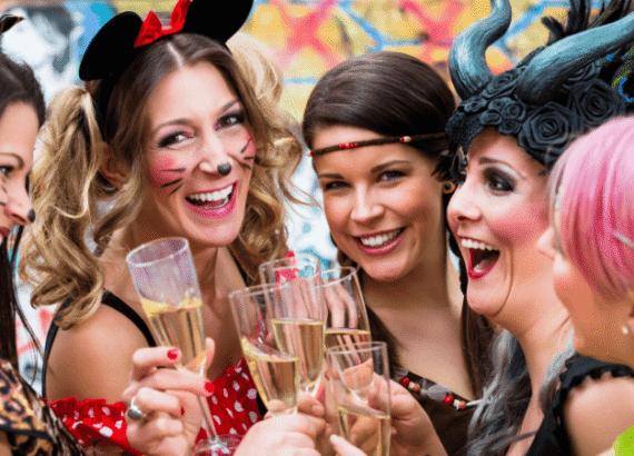 Karneval in Köln gemeinsam erleben Rosenmontag Innenstadt